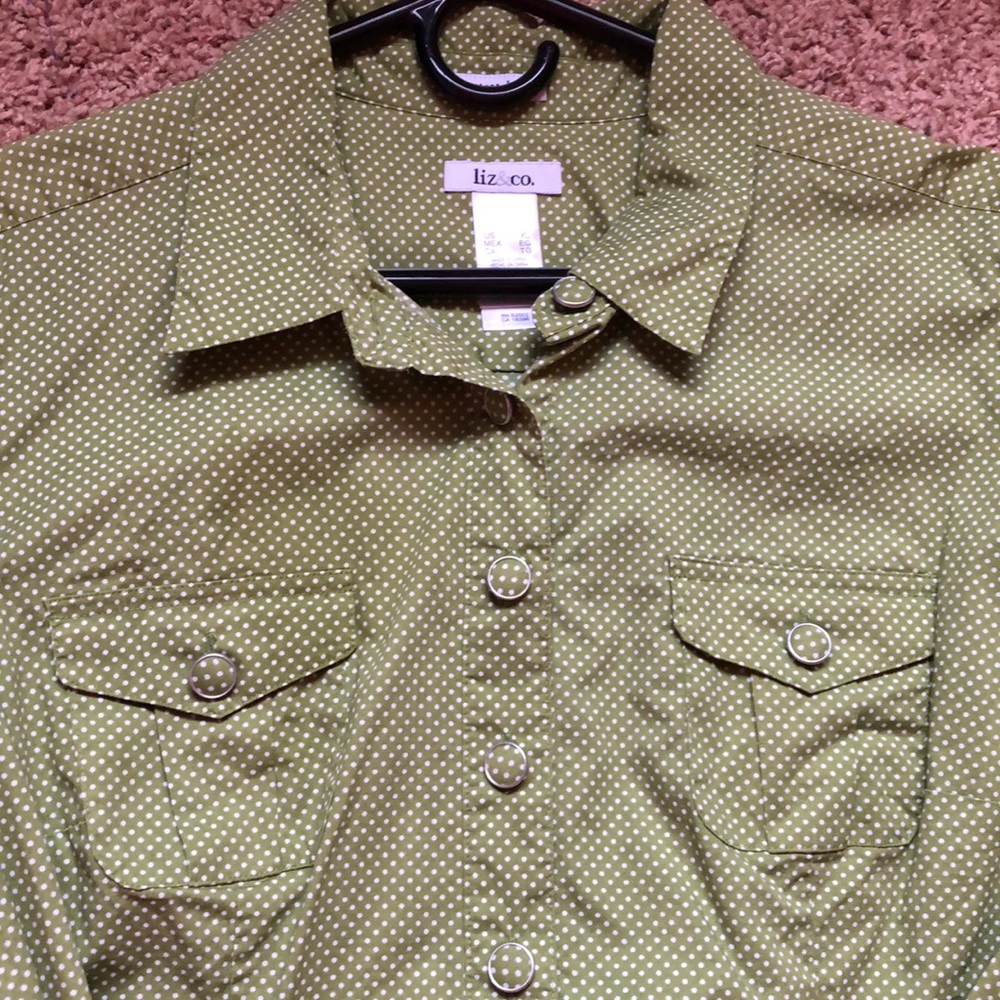 Green Liz & co button up shirt